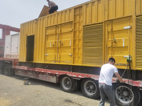 梁园除了负载情况和发动机维护,还有哪些因素会影响 200kw 柴油发电机的油耗?