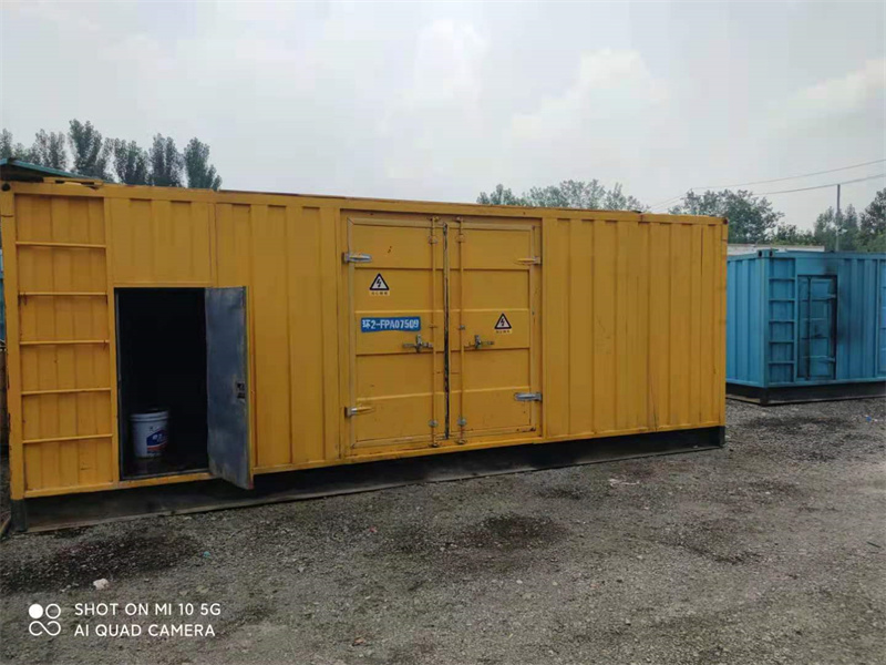 梁园200KW柴油发电机组需要配备什么型号的电缆线？