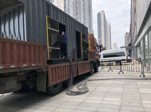 梁园冷却液不足的情况下如何检查柴油发电机组？
