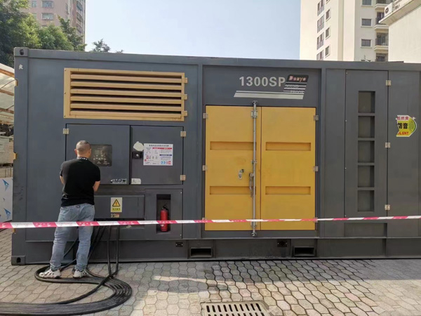 梁园500KW发电机组冬季应该配多大的启动电瓶？